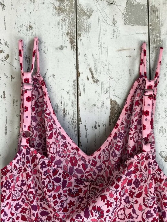 Cabi Pink Floral Tank Top XL Adjustable Straps Boho Lightweight Blouse - Picture 6 of 10